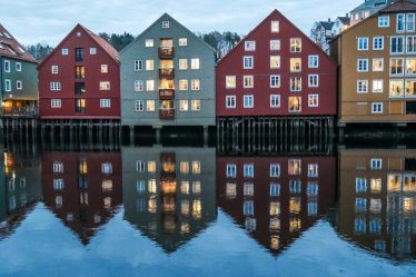 découvrez tout sur les lacs artificiels, leur utilité, leur impact sur l'environnement et leur beauté à travers le monde.