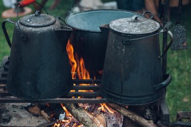découvrez nos campings pour des vacances en pleine nature. profitez de l'air frais, des activités de plein air et de moments de détente en famille ou entre amis.